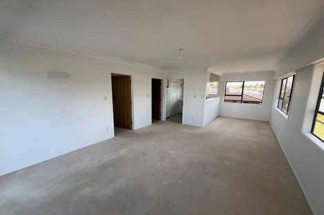 Photo of property in 2 Empire Road, Orewa, 0931