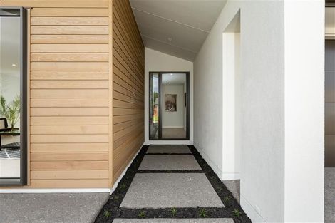 Photo of property in 33 Awataha Crescent, Pyes Pa, Tauranga, 3110