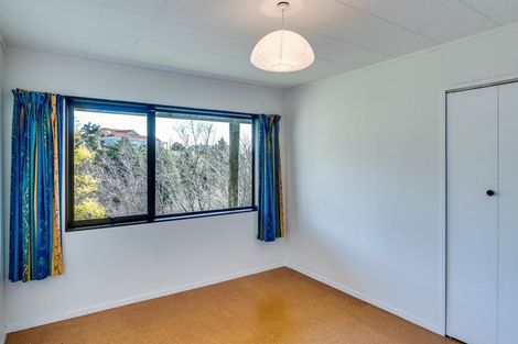 Photo of property in 27 Burns Road, Hospital Hill, Napier, 4110