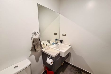 Photo of property in 2f/6 Piwakawaka Street, Eden Terrace, Auckland, 1010