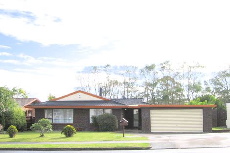 Photo of property in 109 Prince Regent Drive, Half Moon Bay, Auckland, 2012