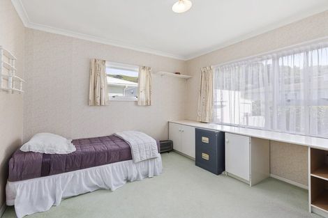 Photo of property in 4 Pembroke Street, Tawa, Wellington, 5028