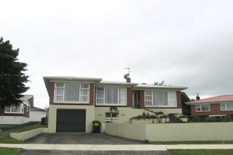 Photo of property in 15 Paterson Avenue, Pukekohe, 2120