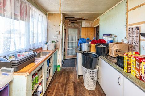 Photo of property in 23 Raupo Street, Castlecliff, Whanganui, 4501