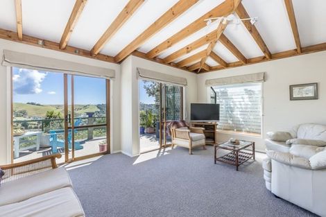 Photo of property in 15 Jackson Crescent, Mahurangi East, Warkworth, 0982