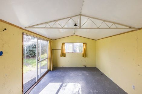 Photo of property in 3 Manchester Street, Takaro, Palmerston North, 4412