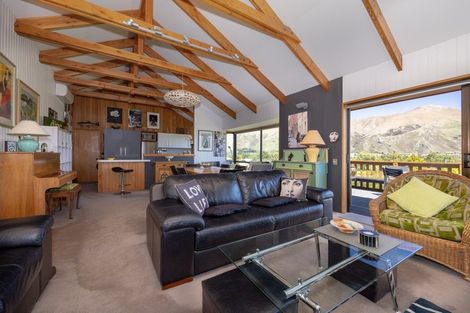 Photo of property in 42 Manuka Crescent, Wanaka, 9305