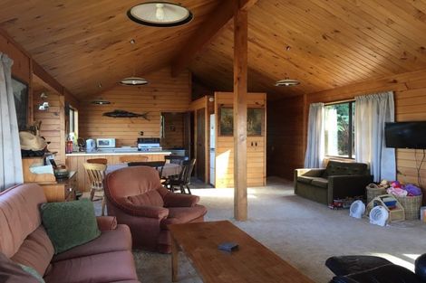 Photo of property in 11 Harbour View Road, Omokoroa, 3114