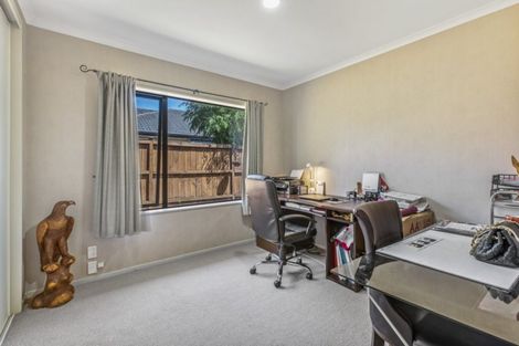 Photo of property in 202 Wattle Farm Road, Wattle Downs, Auckland, 2103