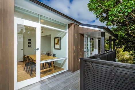 Photo of property in 54 Braemar Road, Castor Bay, Auckland, 0620