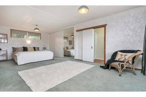 Photo of property in 805 State Highway 16, Waimauku, 0883