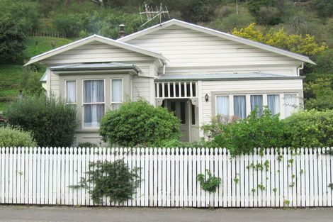 Photo of property in 11a Main Street, Hospital Hill, Napier, 4110