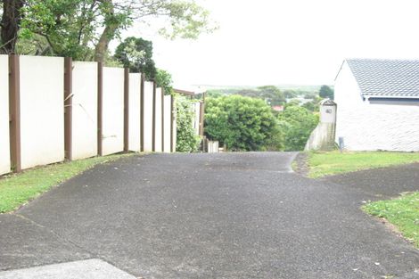 Photo of property in 1/40 Ridgemount Rise, Mangere Bridge, Auckland, 2022