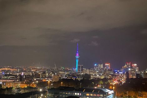 Photo of property in 1002/5 Hohipere Street, Grafton, Auckland, 1010