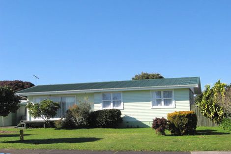 Photo of property in 4 Cargill Street, Papakura, 2110