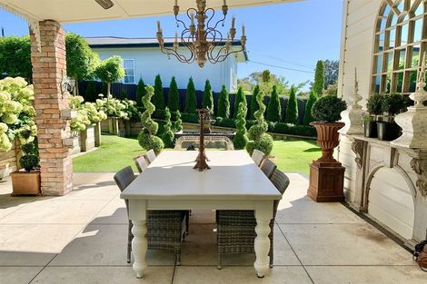 Photo of property in 22 Domain Road, Waipawa, 4210