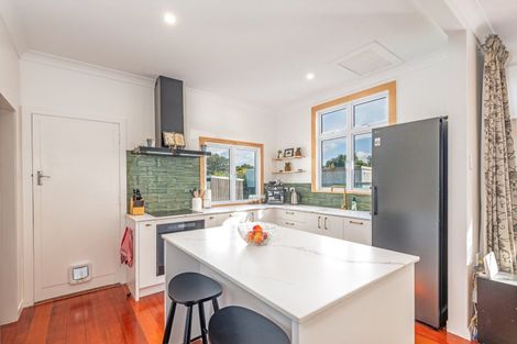 Photo of property in 10 Main Street, Pahiatua, 4910