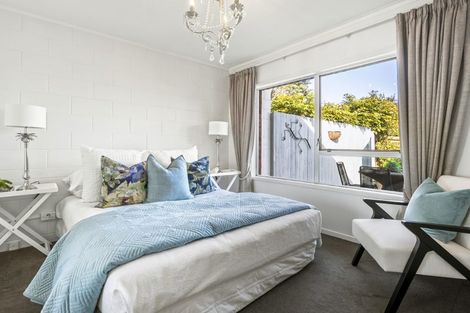 Photo of property in 2/11 Kawerau Avenue, Devonport, Auckland, 0624
