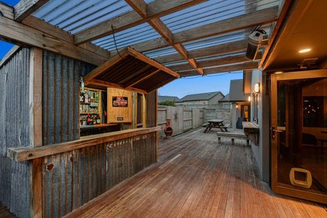 Photo of property in 13 Dixon Road, Fitzroy, Hamilton, 3206