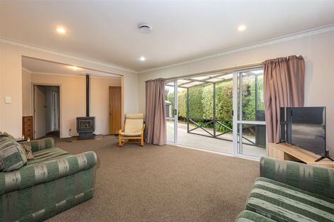 Photo of property in 13 Ruakaka Street, Hornby, Christchurch, 8042