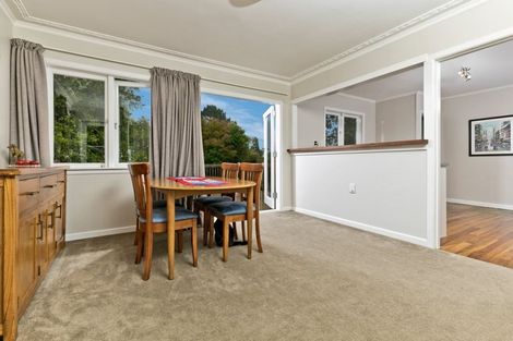 Photo of property in 1/123 Millbrook Road, Sunnyvale, Auckland, 0612