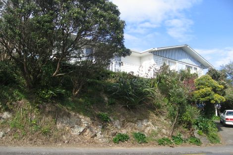 Photo of property in 92 Broderick Road, Johnsonville, Wellington, 6037