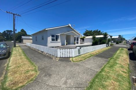 Photo of property in 162 Lemon Street, Strandon, New Plymouth, 4312