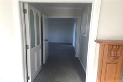 Photo of property in 21 Park Road, Glenfield, Auckland, 0629