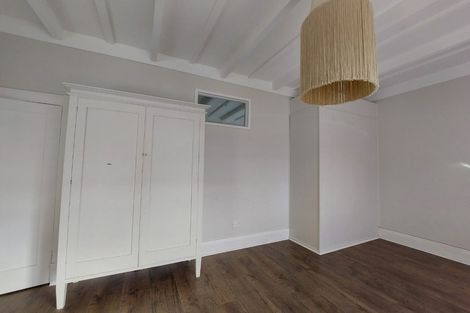 Photo of property in 5 Weona Place, Westmere, Auckland, 1022