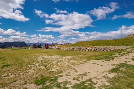 Photo of property in Meadowstone Alpha Series, 102 West Meadows Drive, Wanaka, 9305