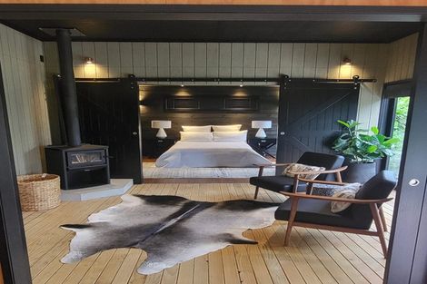 Photo of property in 2a Adams Road, Thornton Bay, 3575