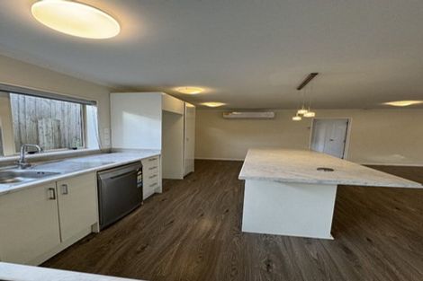 Photo of property in 3 Taatahi Street, Weymouth, Auckland, 2103