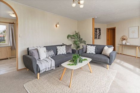 Photo of property in 1 East Street, Greytown, 5712