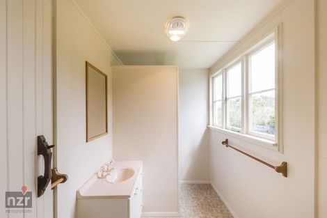 Photo of property in 34 Lees Road, Feilding, 4775