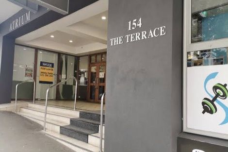 Photo of property in Atrium Towers, 4n/154 The Terrace, Wellington Central, Wellington, 6011