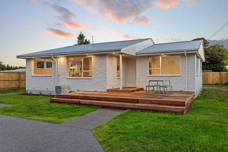 Photo of property in 452a Bower Avenue, Parklands, Christchurch, 8083
