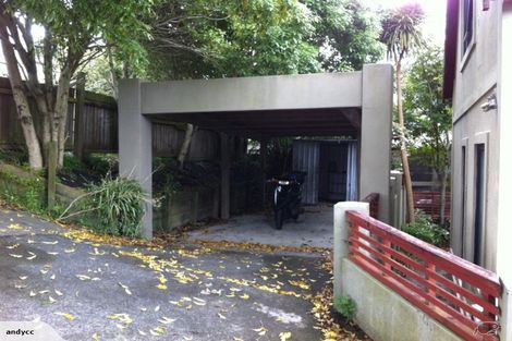 Photo of property in 2/12 White Swan Road, Mount Roskill, Auckland, 1041