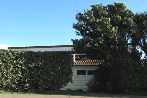 Photo of property in 107 Motuhara Road, Plimmerton, Porirua, 5026