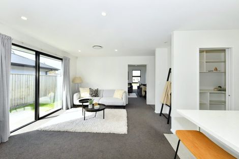 Photo of property in 14 Forge Close, Halswell, Christchurch, 8025