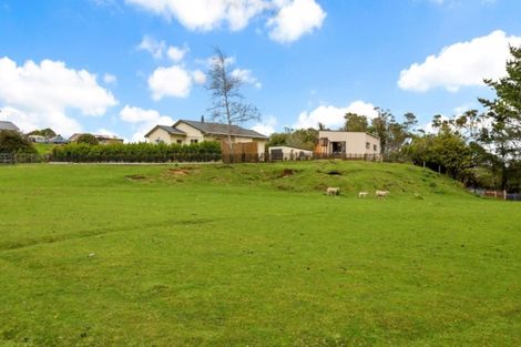 Photo of property in 3110 Mountain Road, Midhirst, Stratford, 4394