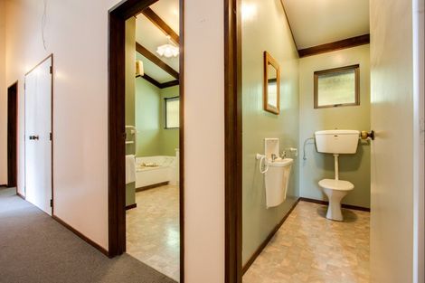 Photo of property in 16 France Road, Bluff Hill, Napier, 4110