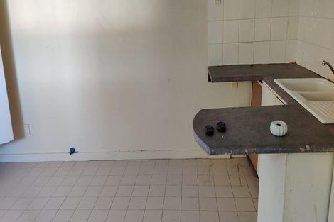 Photo of property in 1/13 St Peters Street, Northcote, Auckland, 0627