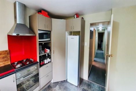 Photo of property in 17 Busby Hill, Havelock North, 4130