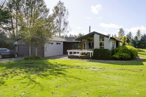 Photo of property in 61 Oak Drive, Wairakei, Taupo, 3384