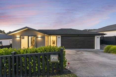 Photo of property in 43 Jeroboam Loop, Kumeu, 0810
