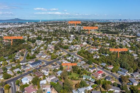 Photo of property in 3 Morriggia Place, Bayview, Auckland, 0629