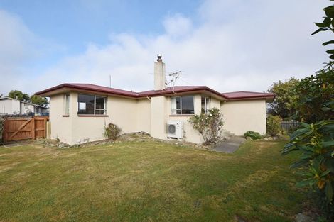 Photo of property in 15 Burns Street, Kew, Invercargill, 9812