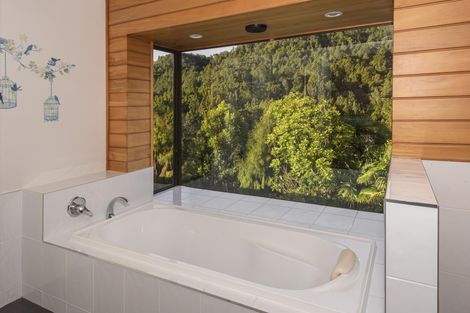 Photo of property in 116 Hatea Drive, Regent, Whangarei, 0112