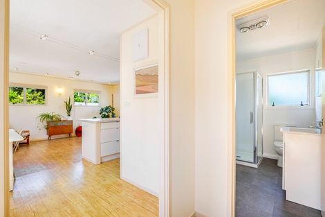 Photo of property in 6 Edwin Mitchelson Road, Muriwai, Waimauku, 0881