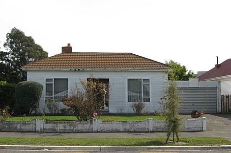 Photo of property in 73 Osborne Street, Waltham, Christchurch, 8011
